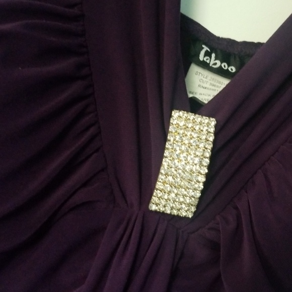 Dress - Picture 2 of 3